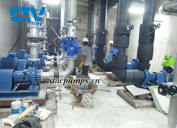 Hệ thống máy bơm giải nhiệt Chiller