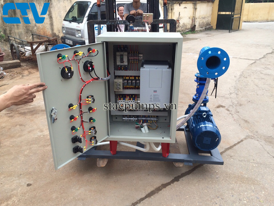 Tủ điện điều khiển hệ thống máy bơm tăng áp