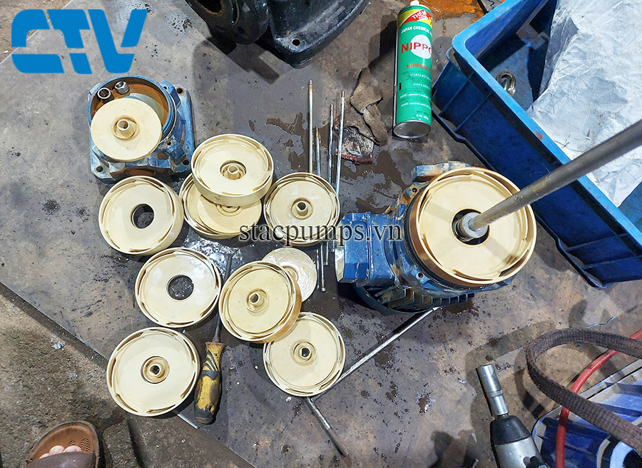 Sửa chữa, thay thế ruột buồng bơm đa tầng cánh nhựa máy bơm Forerun
